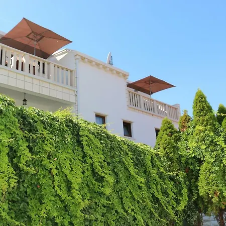 A2+2 Apartman Lumbarda